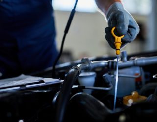 Mantenimiento de vehiculos y mecanica general en Talleres Cristian Irun