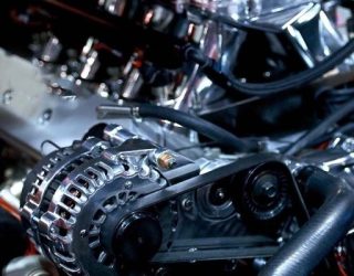 Motor de un coche - talleres Cristian Irun